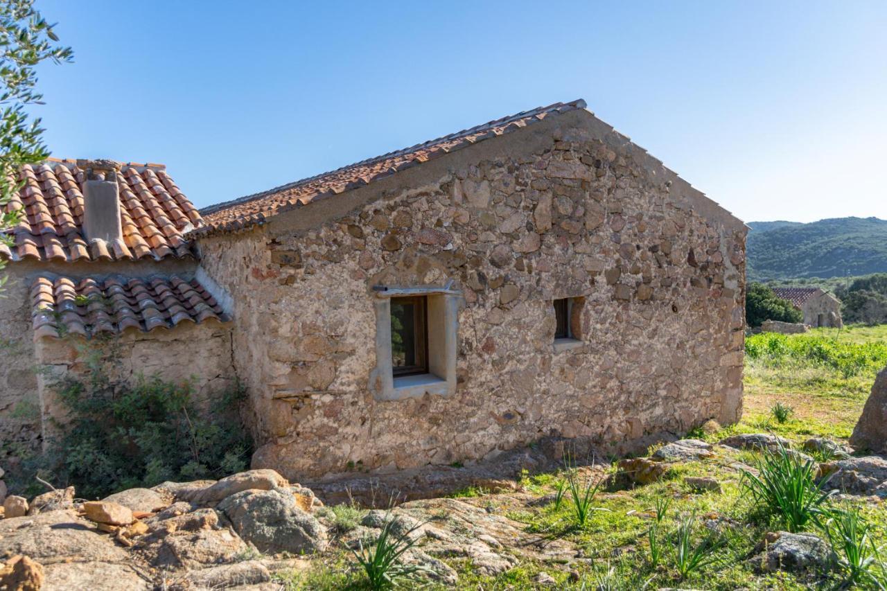 Le Case Di Mara - Appartamenti Tipici "Stazzo Giovannareddu" Porto San Paolo  Εξωτερικό φωτογραφία